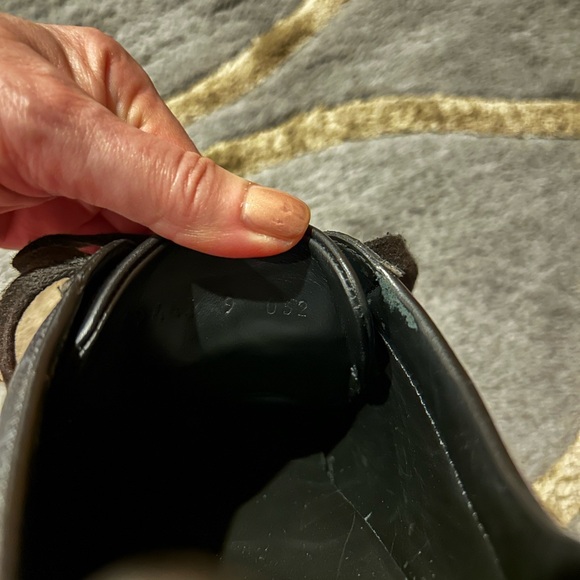 Gucci Men's Monogram Low top leather Trim, Size US 9.5 - Picture 8 of 9